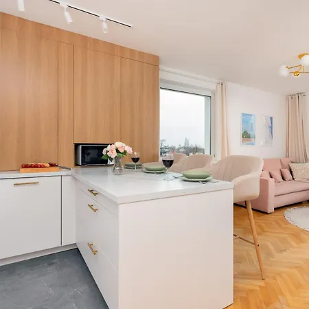 Pastel Apartment With Two Bedrooms And Balcony In Gdynia By Noclegi Renters Apartament
