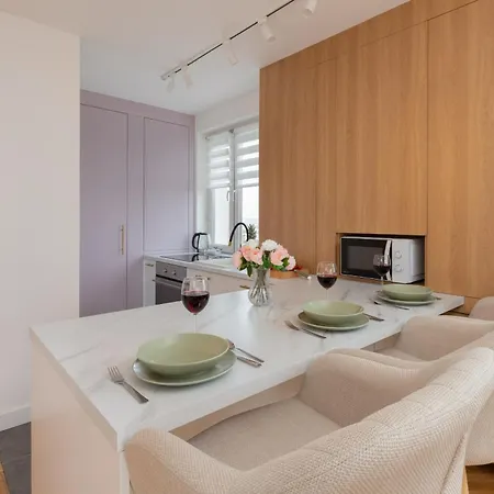 Pastel Apartment With Two Bedrooms And Balcony In Gdynia By Noclegi Renters * Gdynia